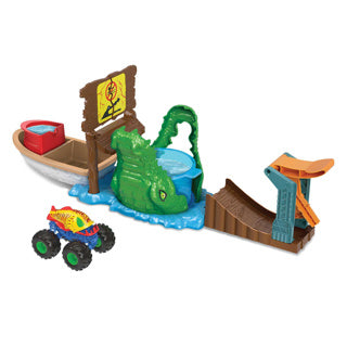 Hot Wheels Monster Trucks Swamp Chomp Play set