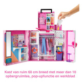 Poupée Mattel avec super garde-robe