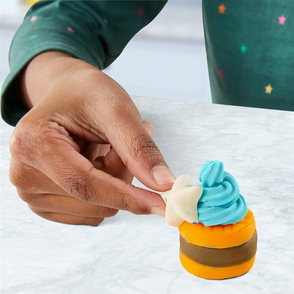 Play-Doh Magical Mixer Clay Play Set