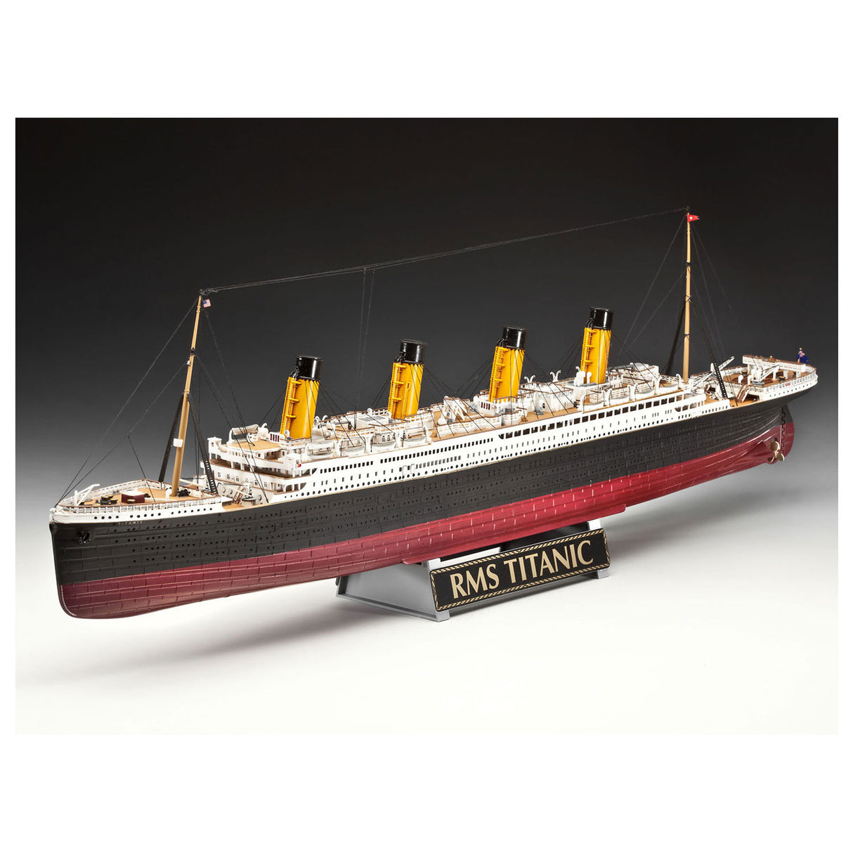 Revell Geschenkset 100 Jahre Titanic