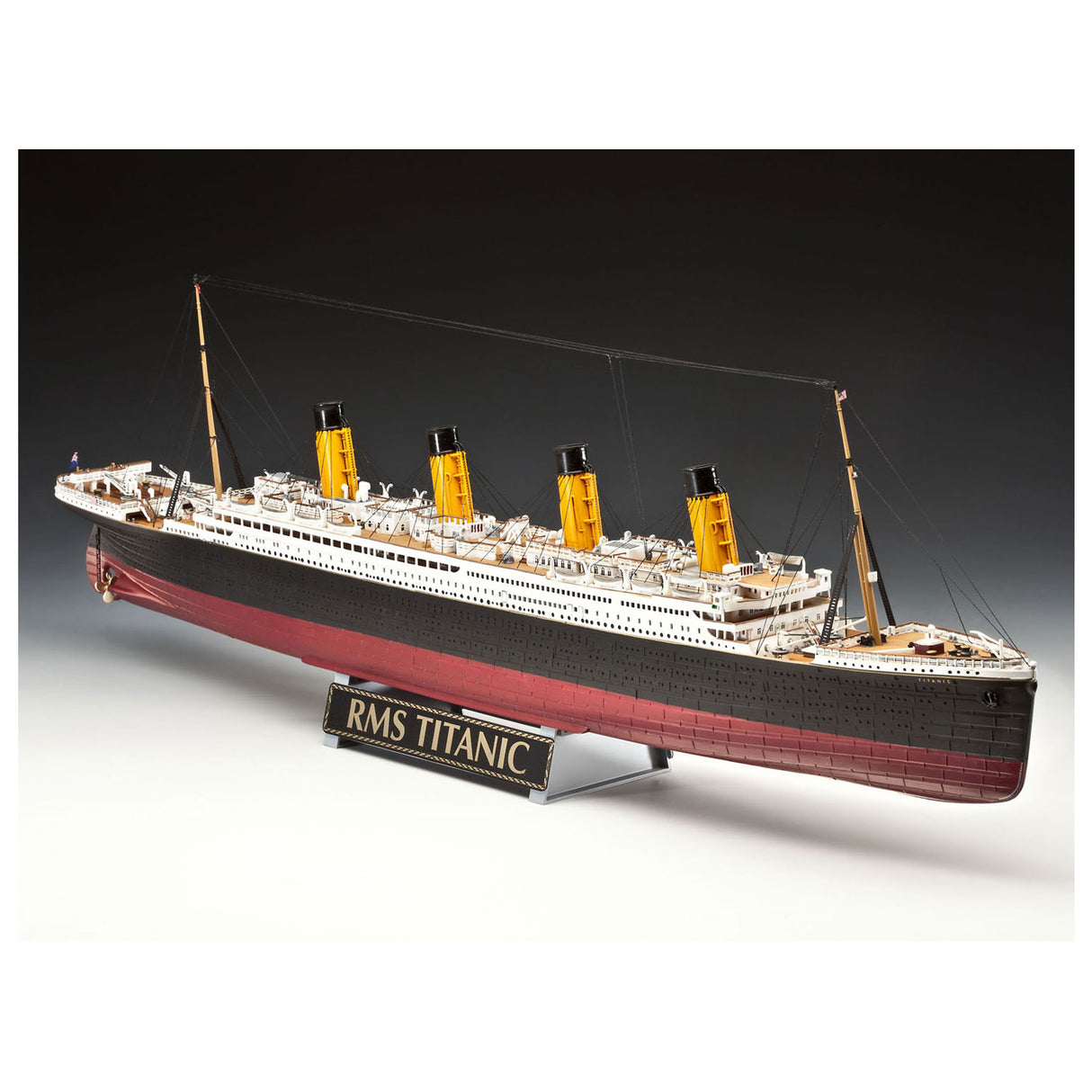 Revell Geschenkset 100 Jahre Titanic