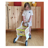 Liten fot - Supermarked i tre