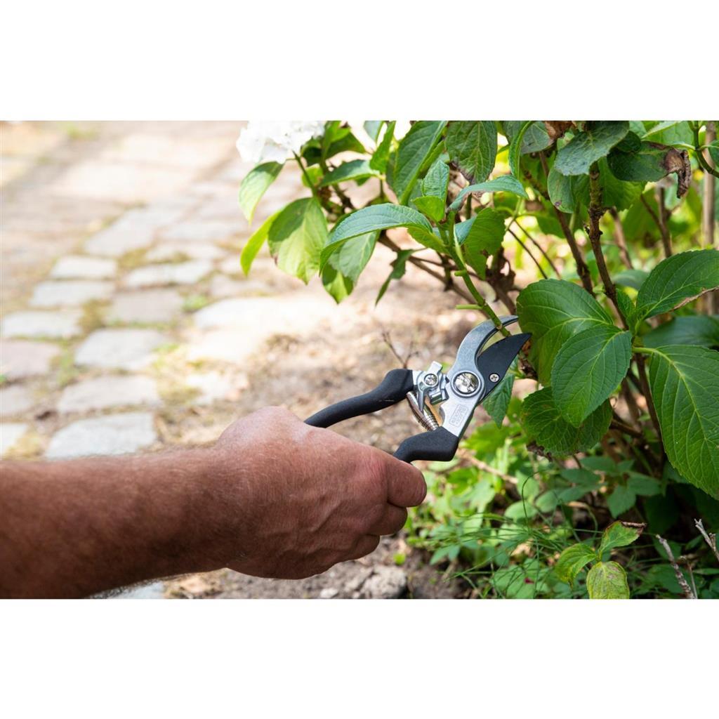 Black Decker garden set 4-piece