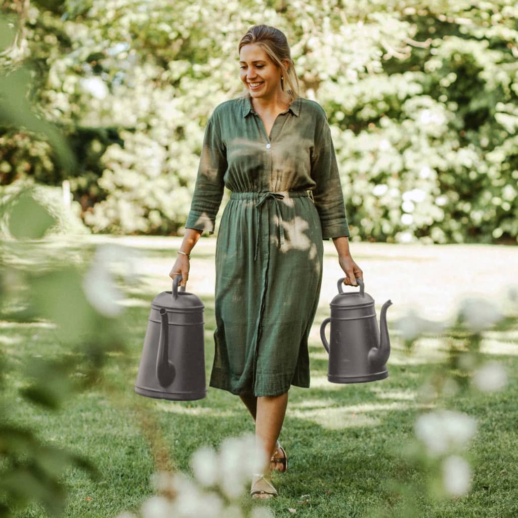 Capi Capi watering can Xala Lungo 12 L Leigrijs
