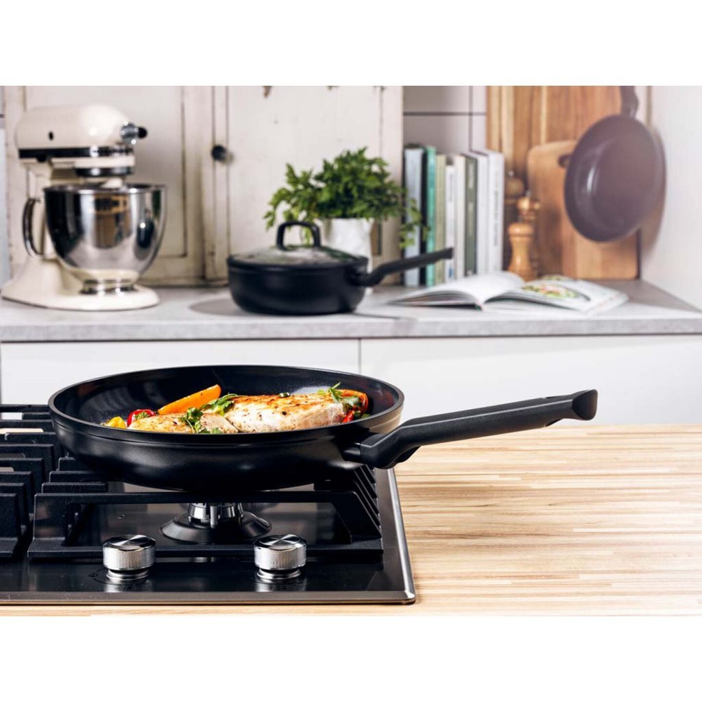 Bk Easy Induction Frying Pan Ø20 cm keramika