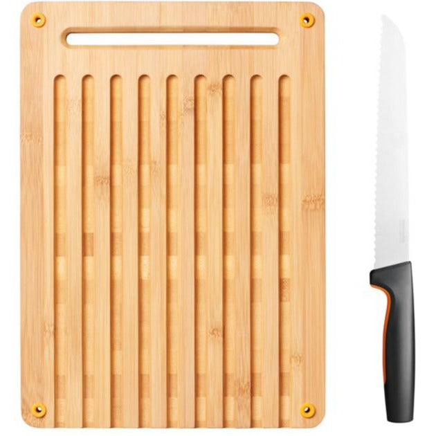 Fiskars Formal Forma Conjunto de pan de pan de bambú y cuchillo