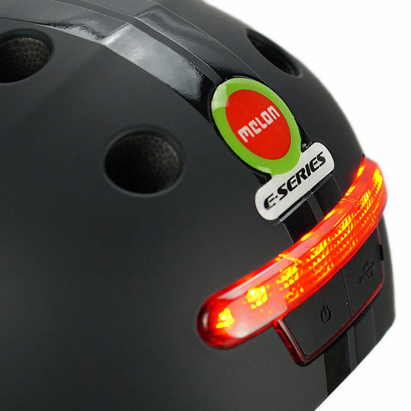 Melonska čelada z razsvetljavo e-serijo črni led xl-xxl