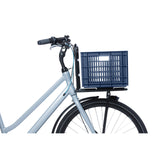 Basil Fietskrat M - Srednja - 29,5 litra - modra