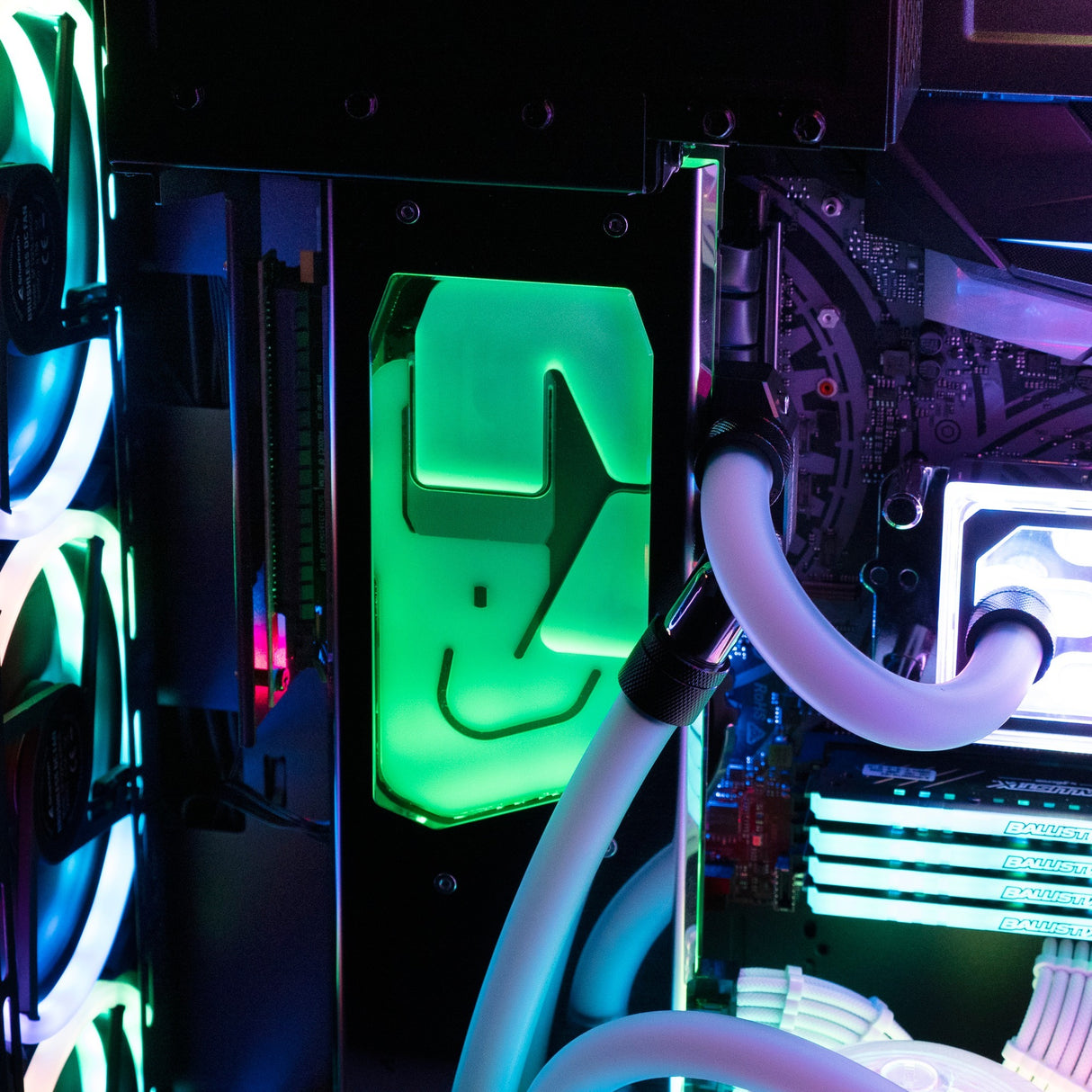 Sharkoon Angled Graphics Card Kit for Rev300