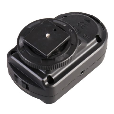 Falcon Eyes Radio Trigger Set RF-DD2.4 su batteria AAA