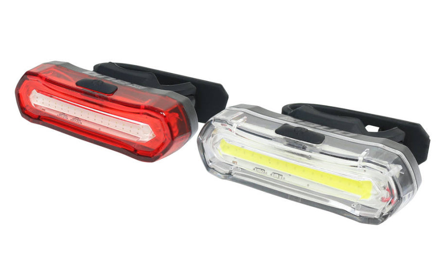Un ensemble d'éclairage 30 noir rechargeable USB